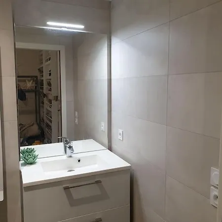 Horizon Bay - Pool - Fitness - Terrace