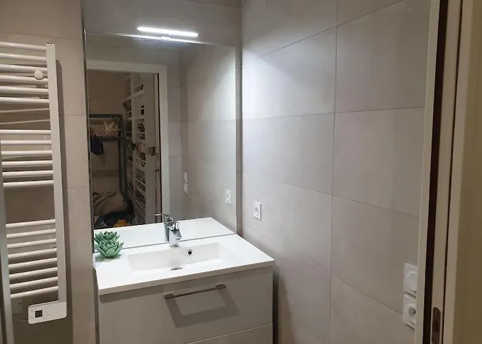 Horizon Bay - Pool - Fitness - Terrace